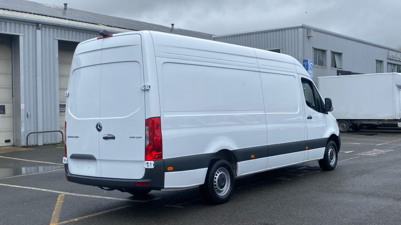 Mercedes-Benz Sprinter 315Cdi L3 Diesel Rwd 3.5t H2 Pro Van 9G-Tronic